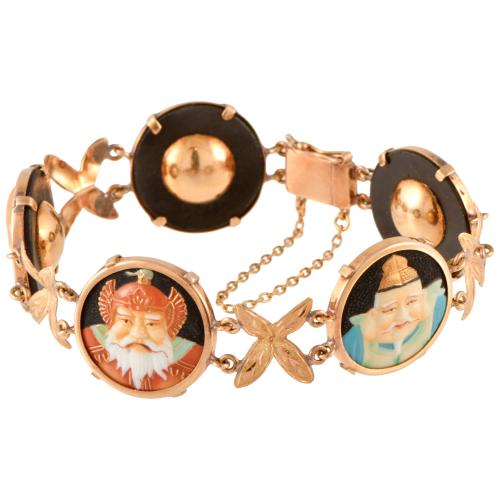 Pulsera toshikane con motivos orientalistas.