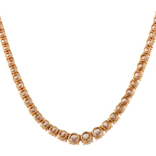 Gargantilla riviére con degradé de diamantes.