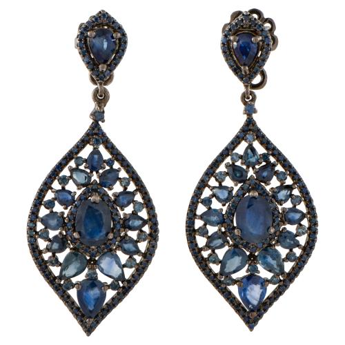 Pendientes largos fantasía. 
