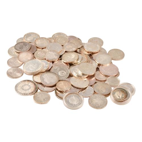 Lote de 93 monedas conmemorativas en plata.
