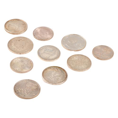 Lote de 93 monedas conmemorativas en plata.