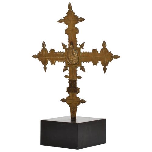 Cruz Castellana, siglos XV-XVI.