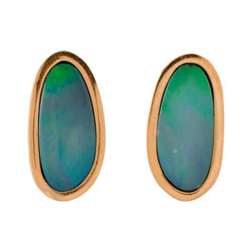Pendientes forma orgánica con ópalos.