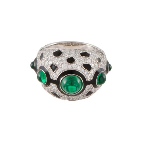 Anillo bombé con pavé de circonitas.