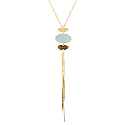 Collar con colgante.