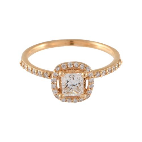 Anillo con diamante central y rosetón de diamantes.