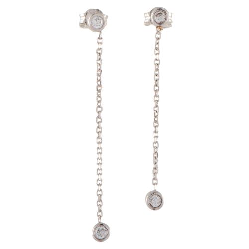 Pendientes minimal con circonitas.