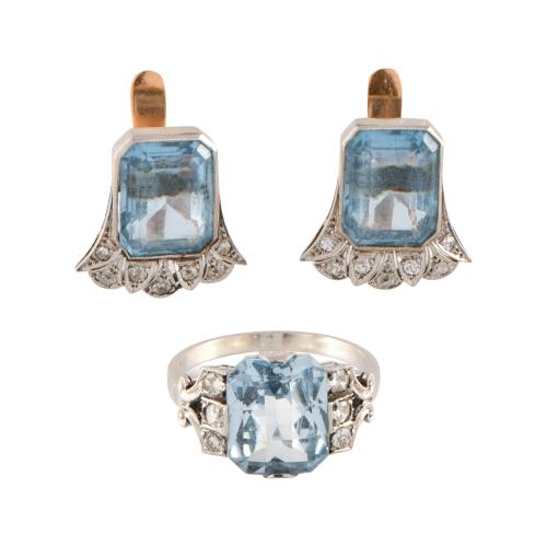 Conjunto de pendientes y anillo art déco con aguamarinas y diamantes.