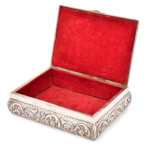 Caja tabaquera, siglo XX.