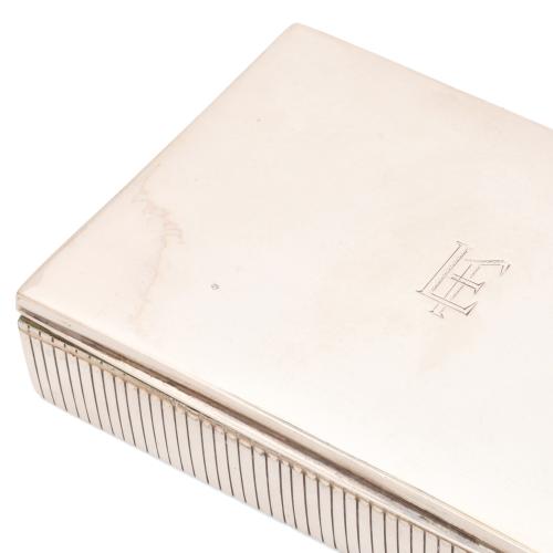 Pequeña caja tabaquera, siglo XX.