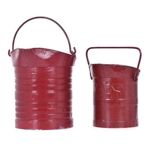 Conjunto de dos decalitros de vino franceses, med. siglo XX