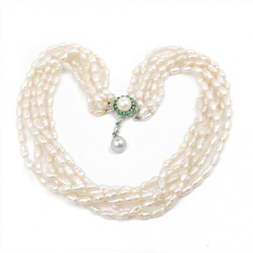 COLLAR DE PERLAS.