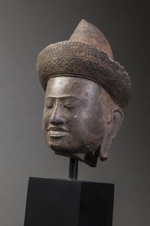 CABEZA DE VISHNU DE CAMBOYA, SIGLO XI